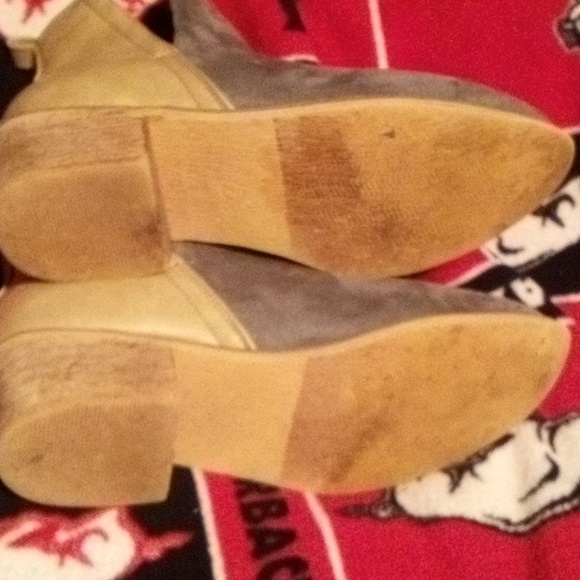 2 tone booties by Corky's tan and grey - Picture 2 of 4